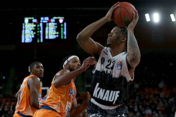 提供了一个 提供了一个